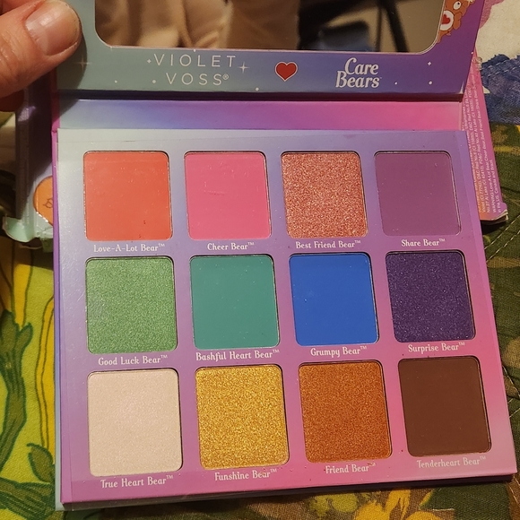 NIB! Care Bears ~ Violet Voss 12 pan palette - Picture 6 of 7